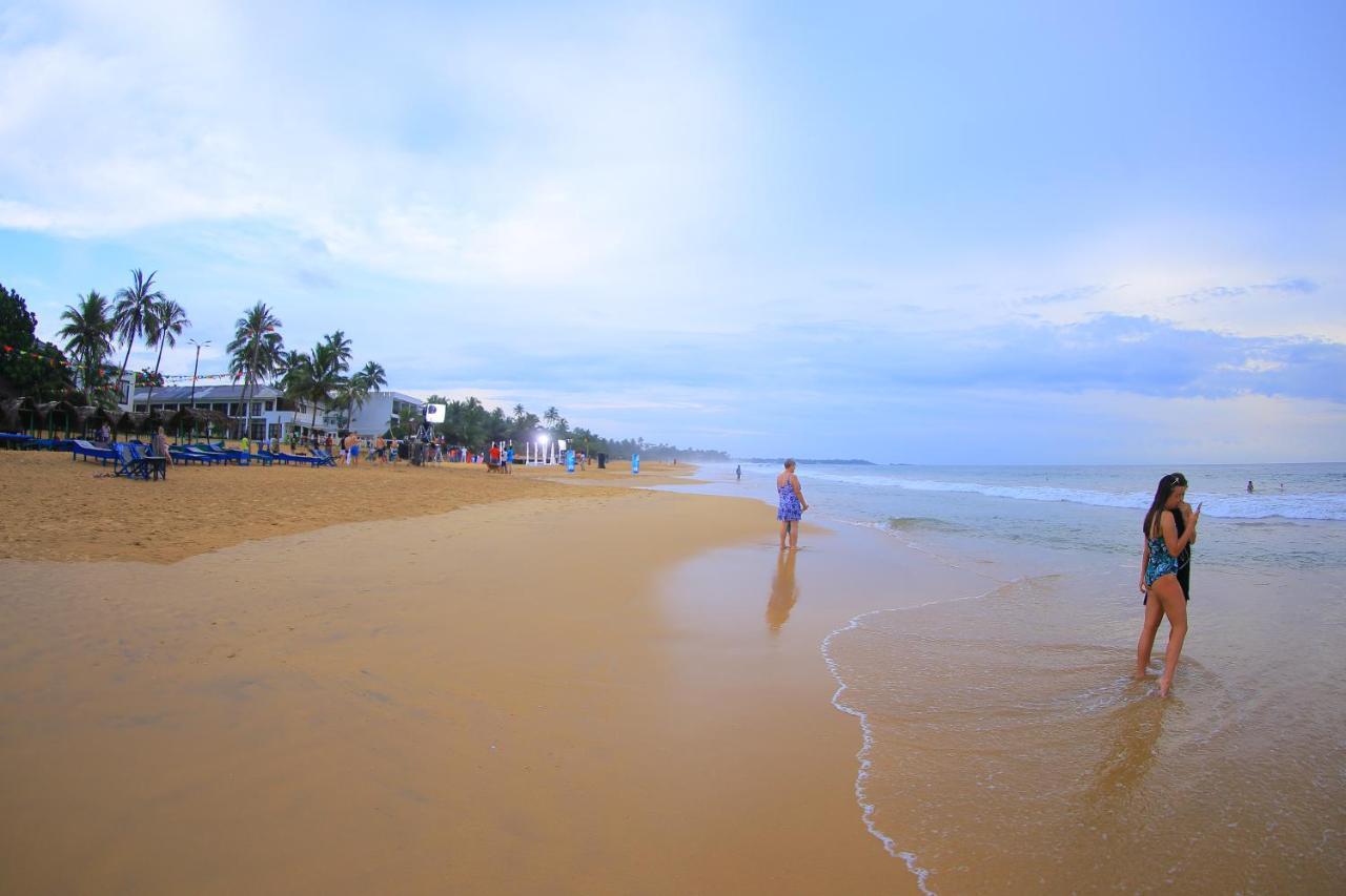 Hotel Refresh Blue Хіккадува Екстер'єр фото